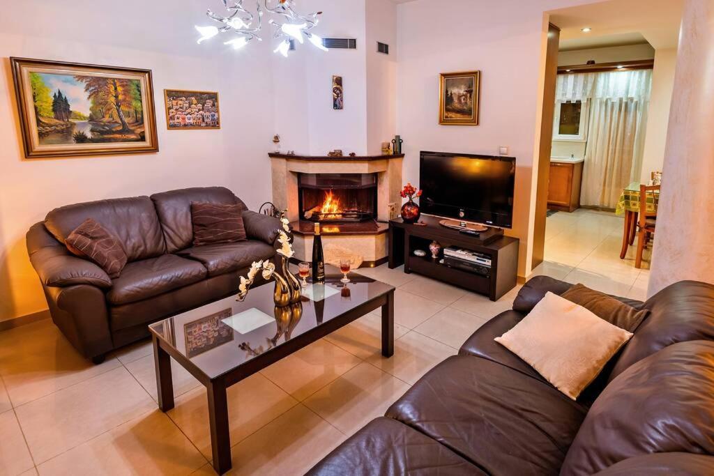Art Antique Deluxe Villa Ierapetra  Bagian luar foto